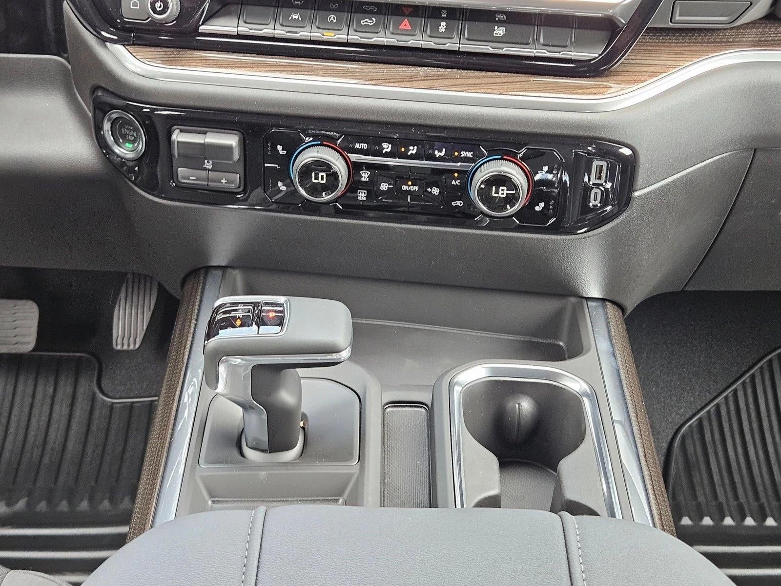 2025 Chevrolet Silverado 1500 Crew Cab Short Box 2-Wheel Drive RST