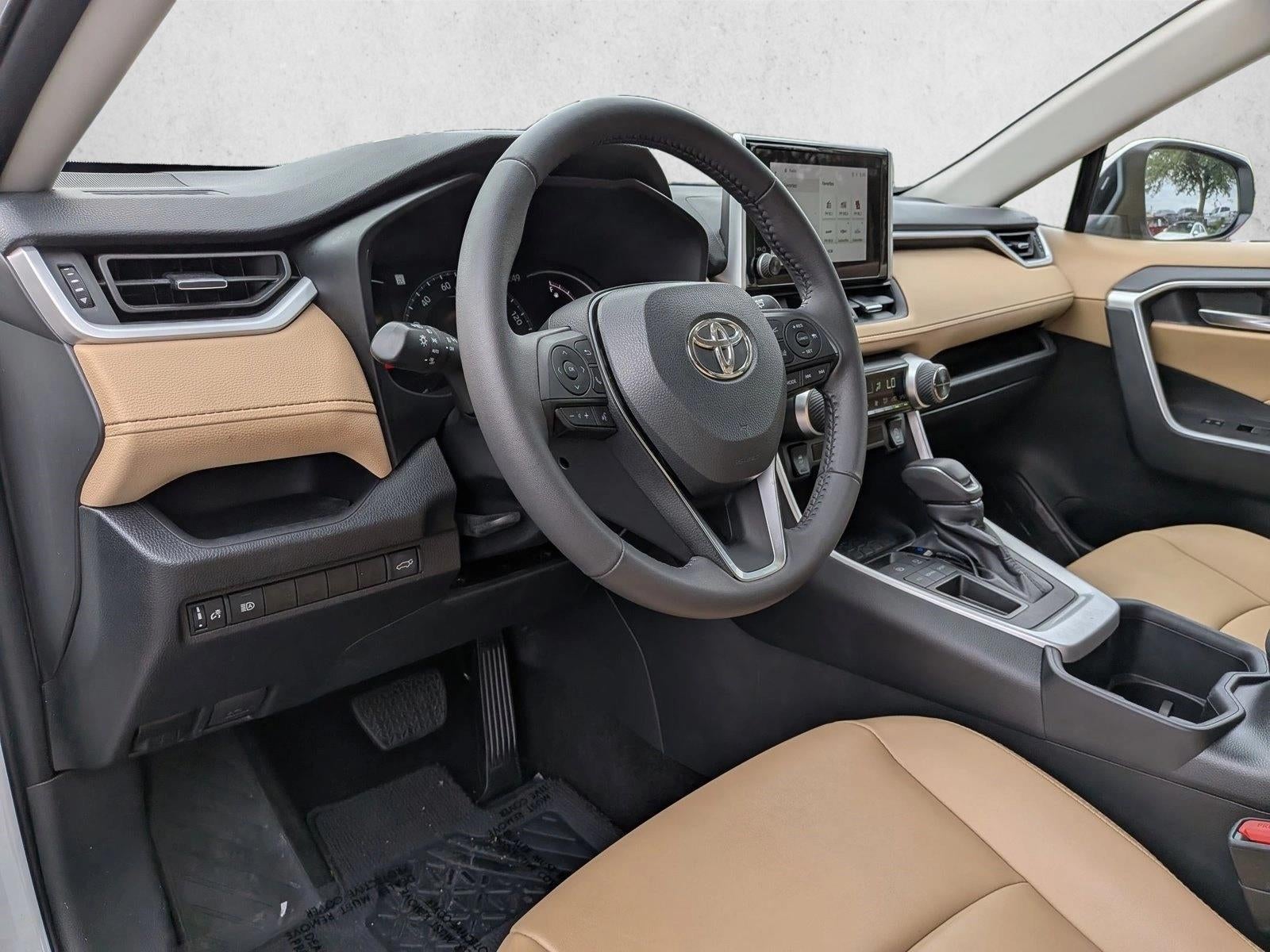 2024 Toyota RAV4 XLE Premium FWD (Natl)