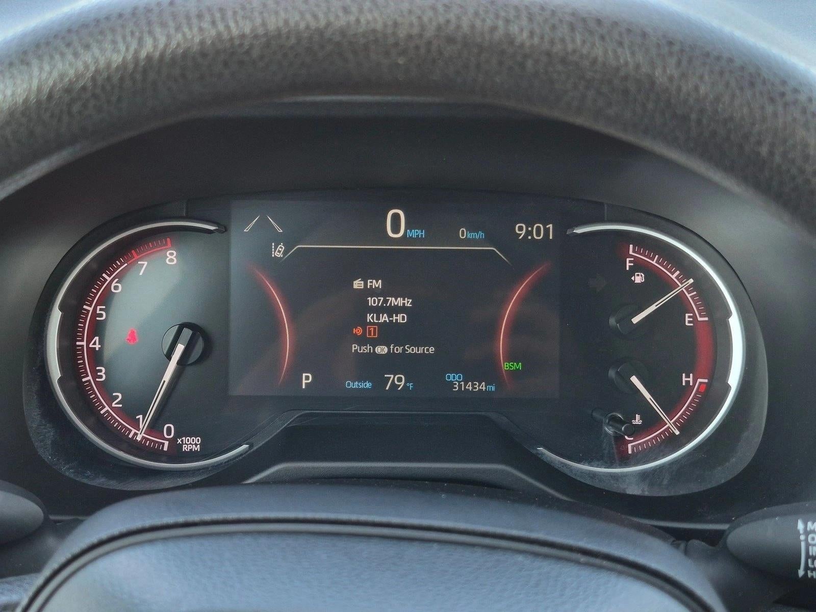 2025 Toyota RAV4 XLE FWD (GS)