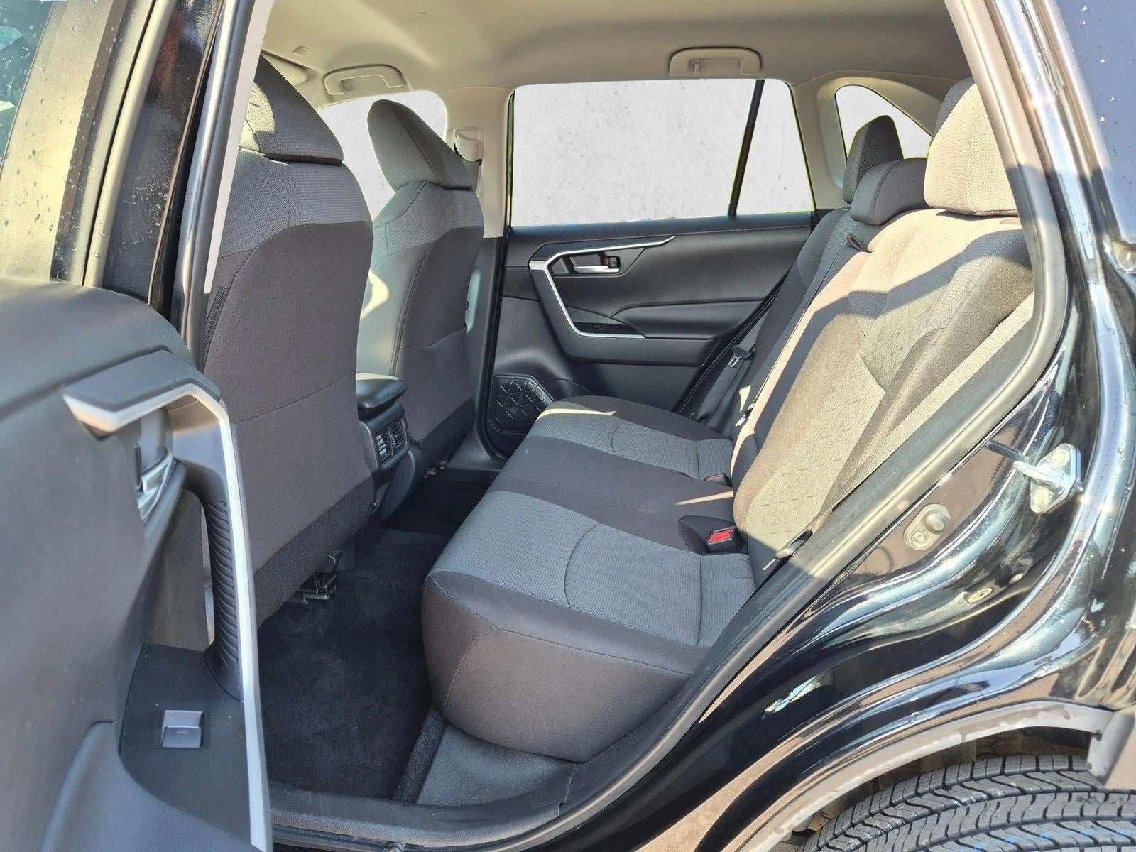 2025 Toyota RAV4 XLE FWD (GS)