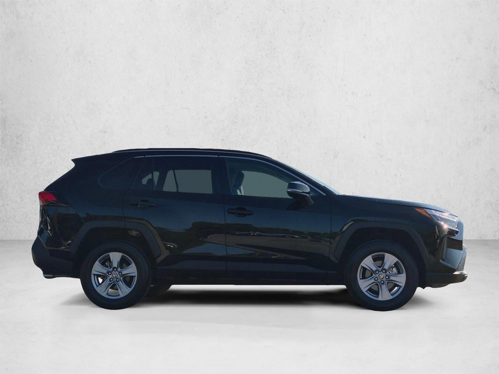 2025 Toyota RAV4 XLE FWD (GS)
