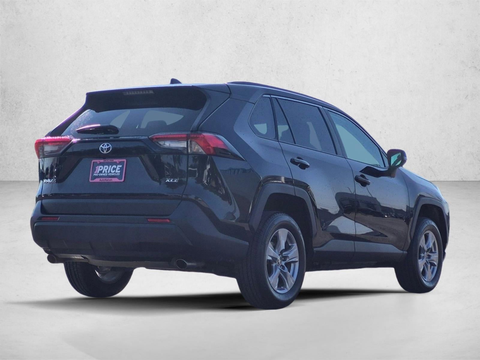 2025 Toyota RAV4 XLE FWD (GS)