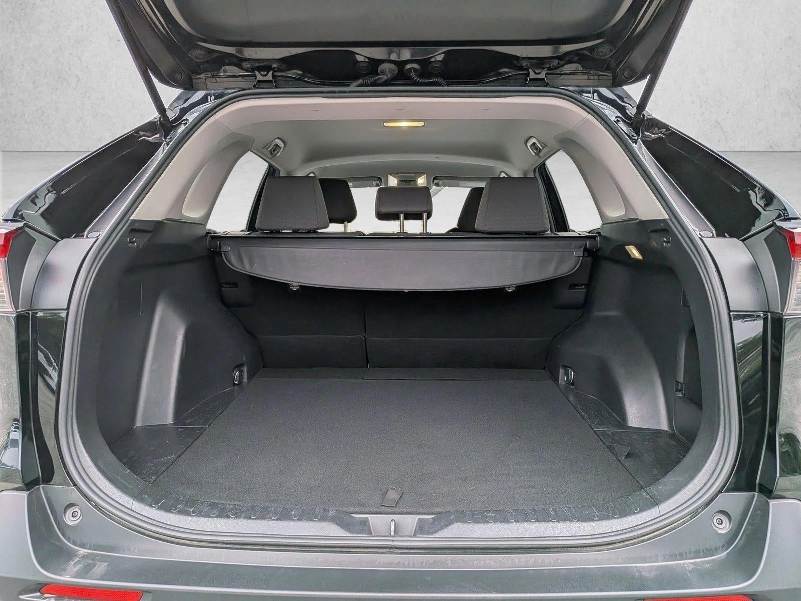 2022 Toyota RAV4 XLE FWD (GS)