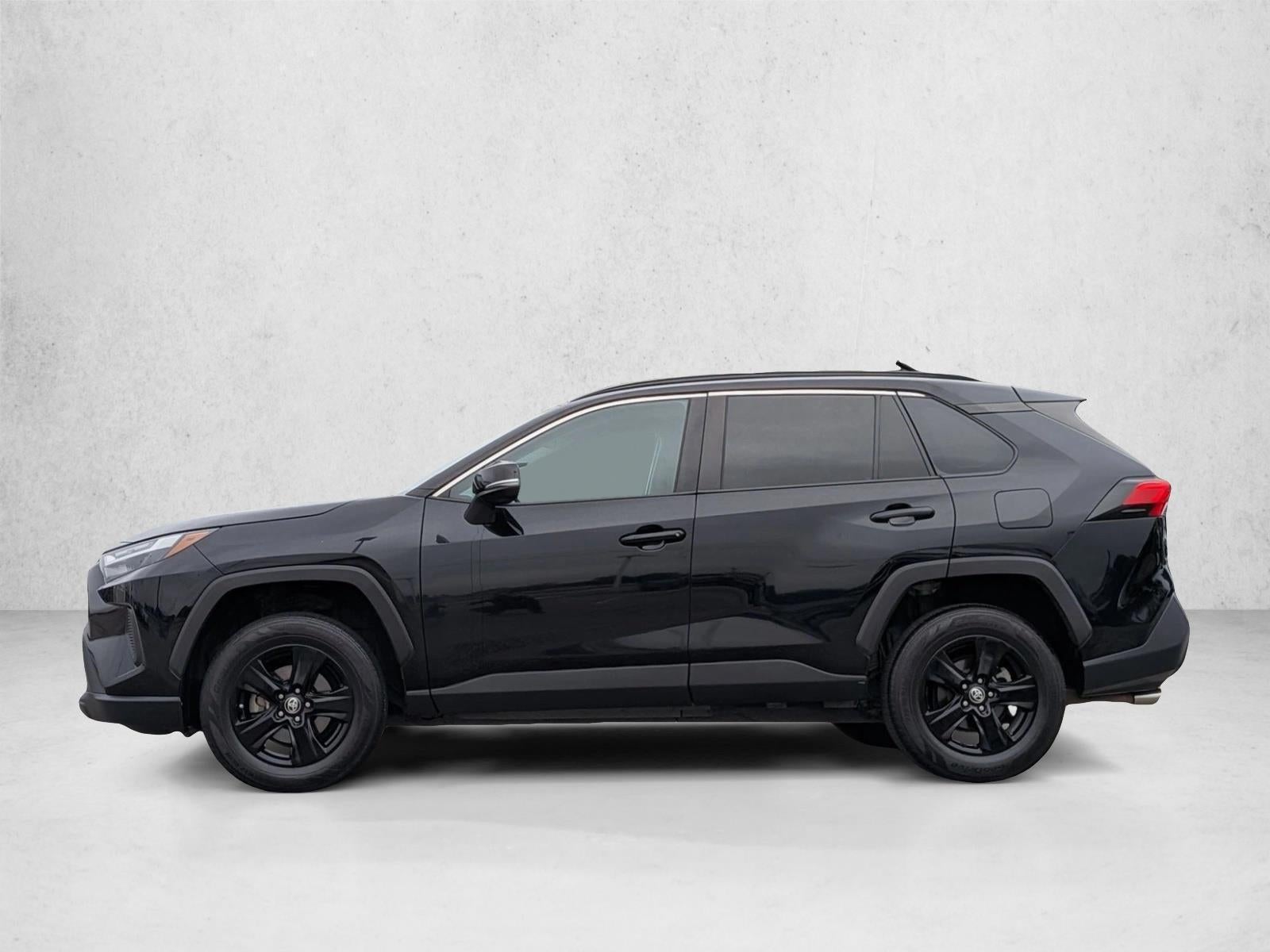 2022 Toyota RAV4 XLE FWD (GS)