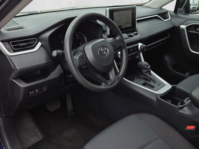 2025 Toyota RAV4 XLE FWD (GS)