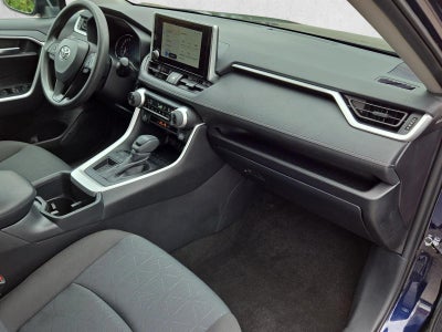 2025 Toyota RAV4 XLE FWD (GS)