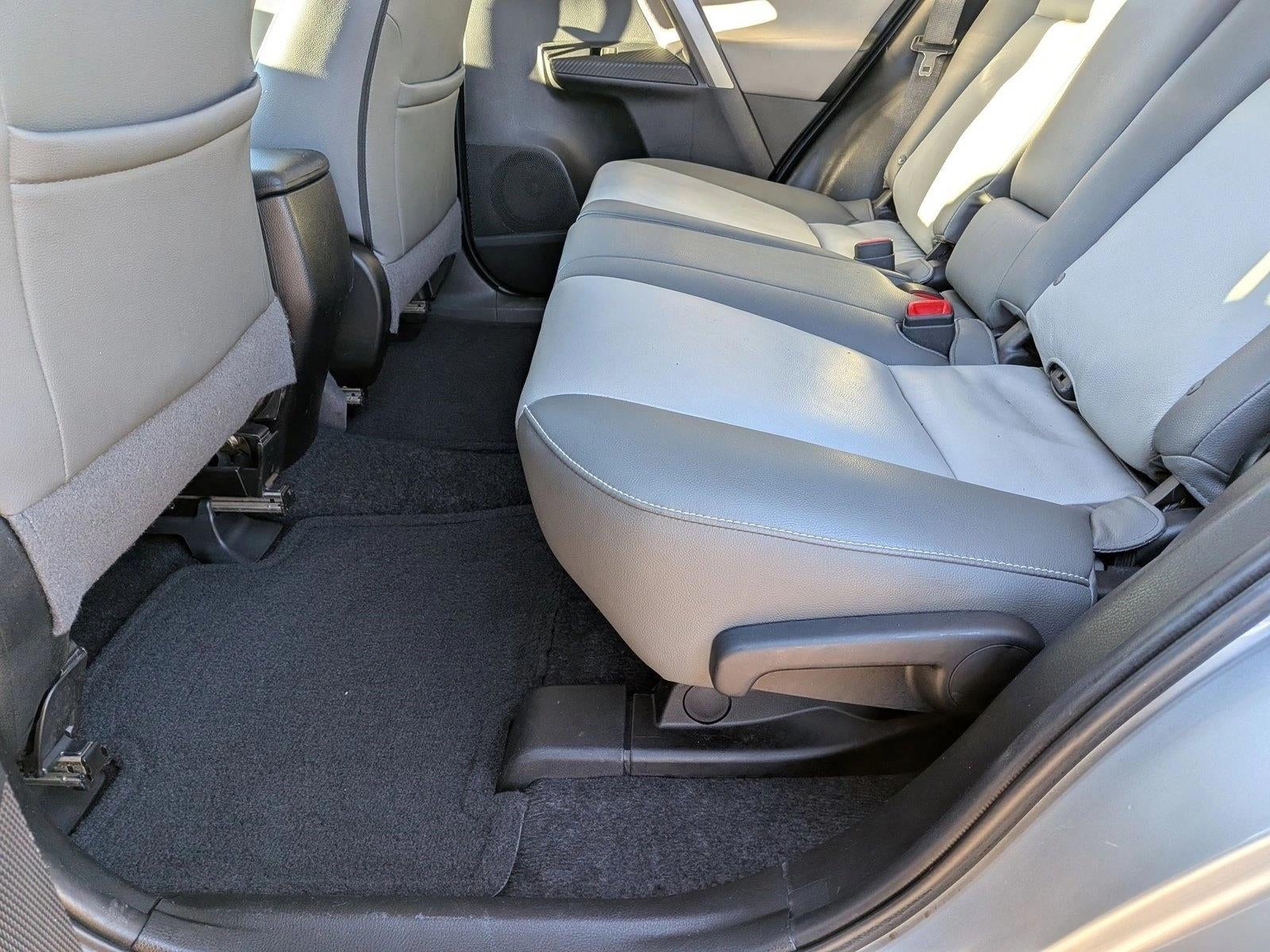 2014 Toyota RAV4 FWD 4dr XLE (Natl)