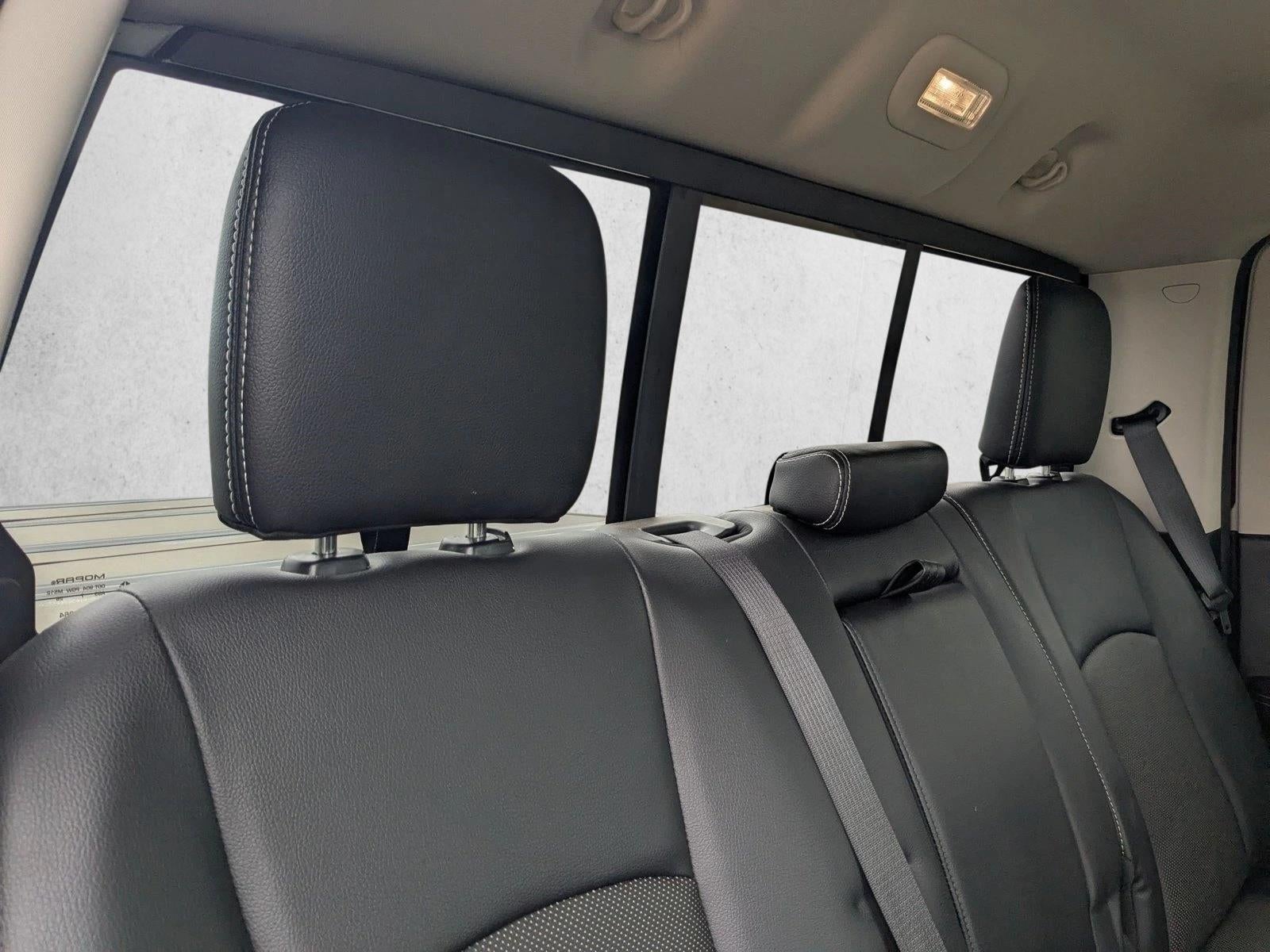 2017 RAM 3500 Laramie 4x4 Crew Cab 8' Box