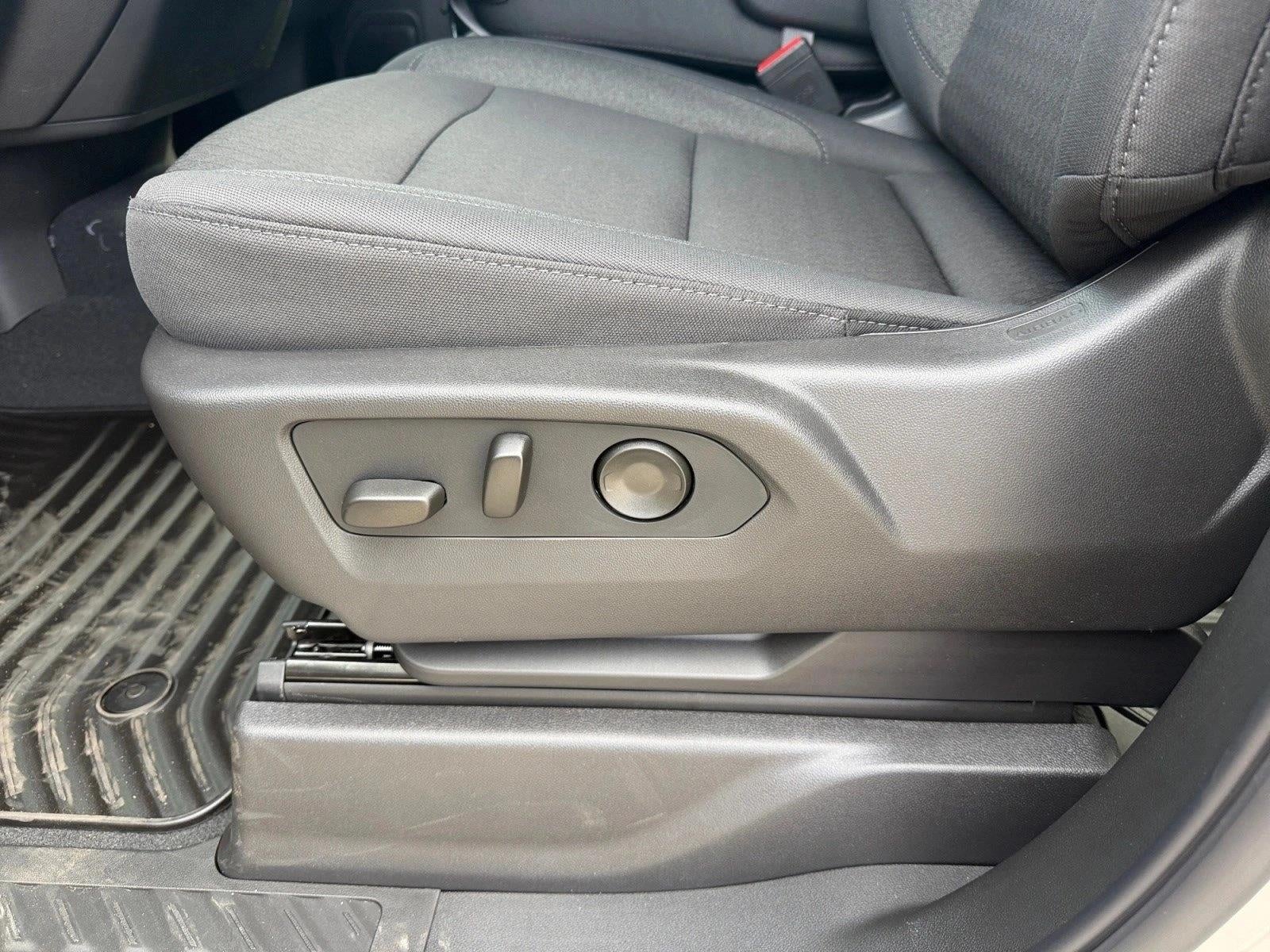 2026 Chevrolet Silverado 1500 Crew Cab Short Box 2-Wheel Drive Custom