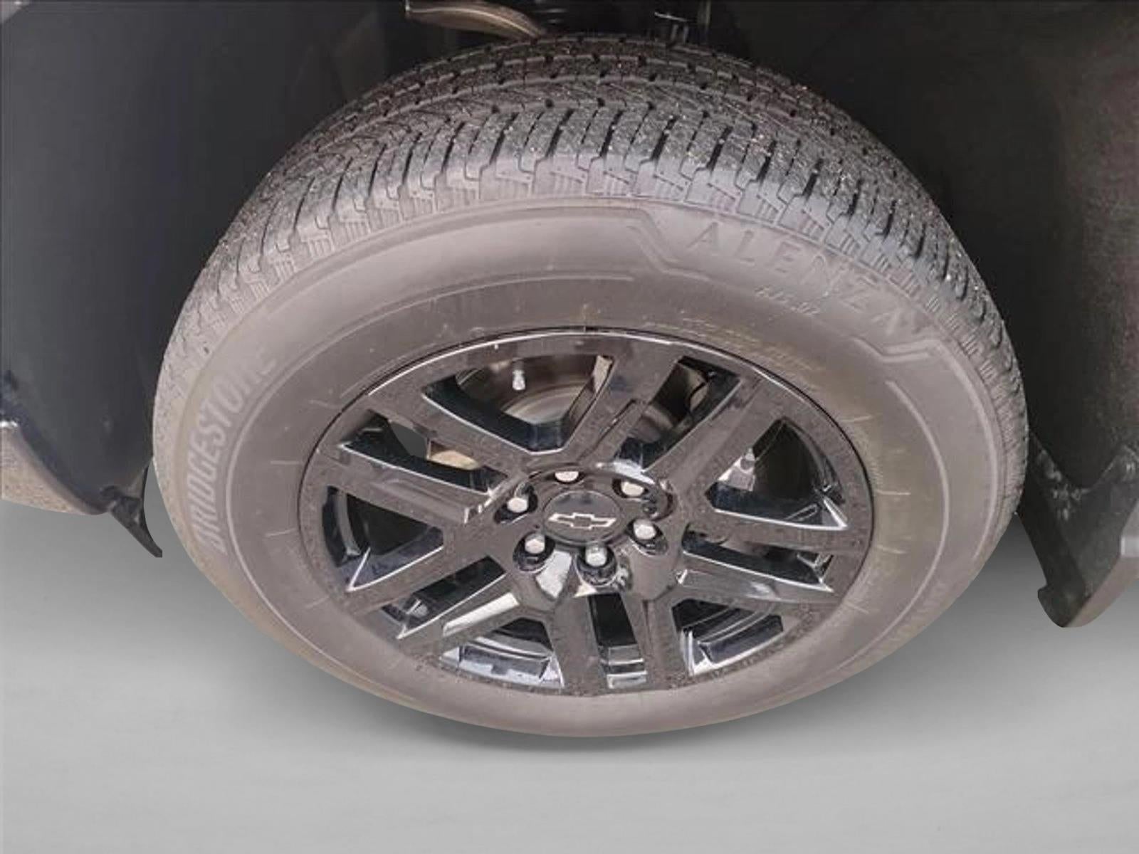 2024 Chevrolet Silverado 1500 Crew Cab Short Box 2-Wheel Drive Custom