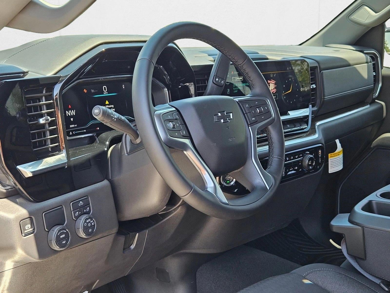 2025 Chevrolet Silverado 1500 Crew Cab Short Box 2-Wheel Drive RST