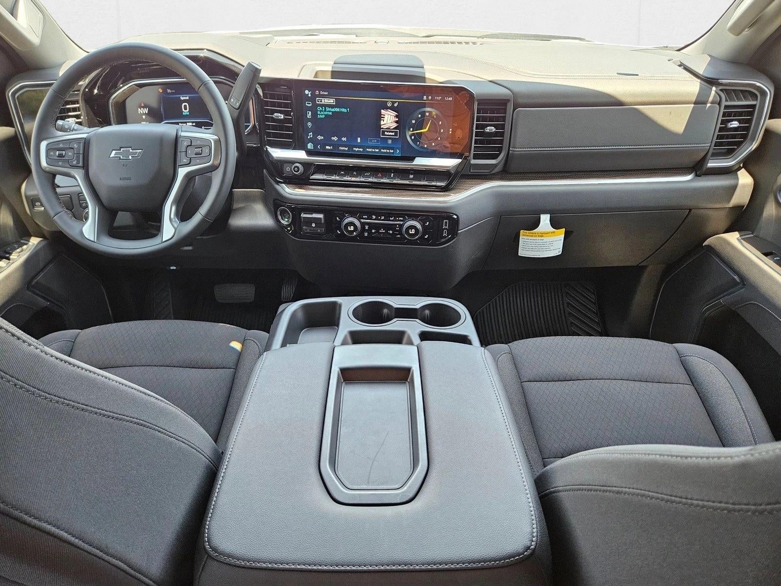 2025 Chevrolet Silverado 1500 Crew Cab Short Box 2-Wheel Drive RST