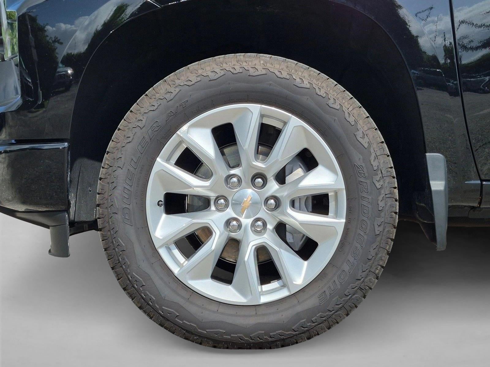 2026 Chevrolet Silverado 1500 Crew Cab Short Box 4-Wheel Drive Custom
