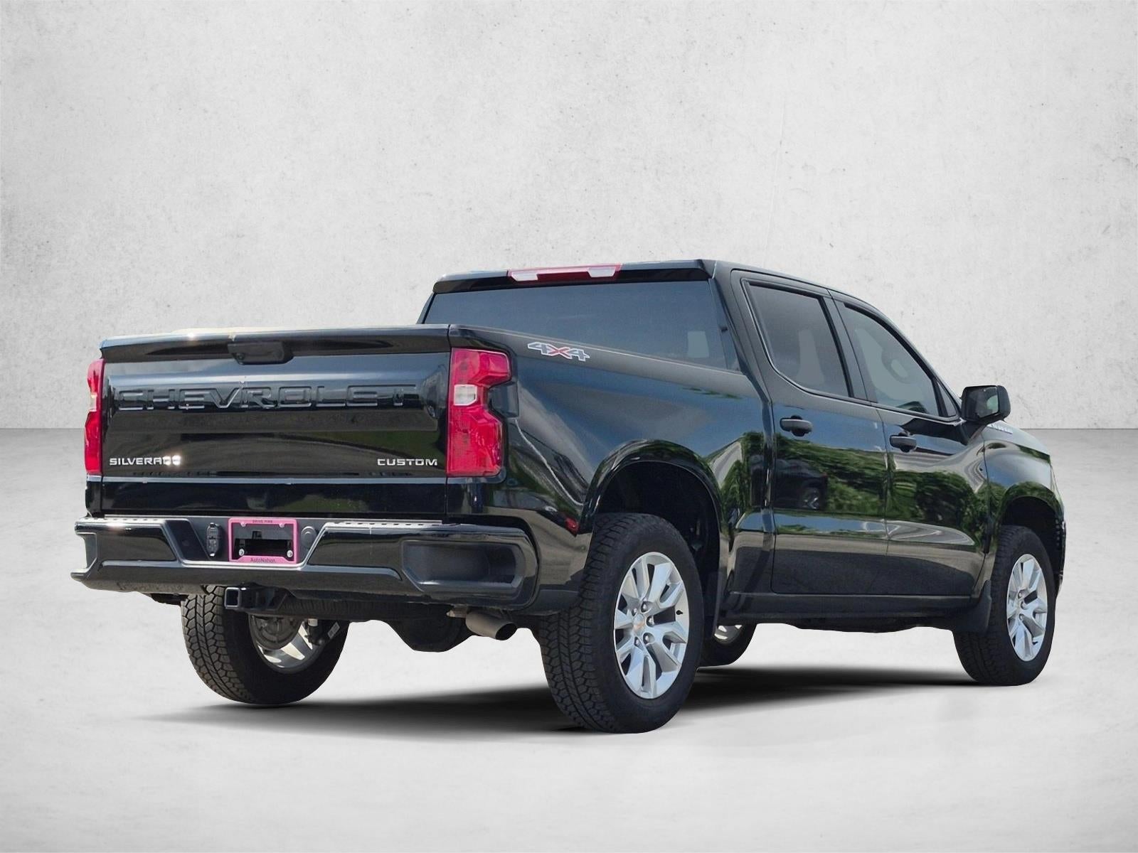 2026 Chevrolet Silverado 1500 Crew Cab Short Box 4-Wheel Drive Custom