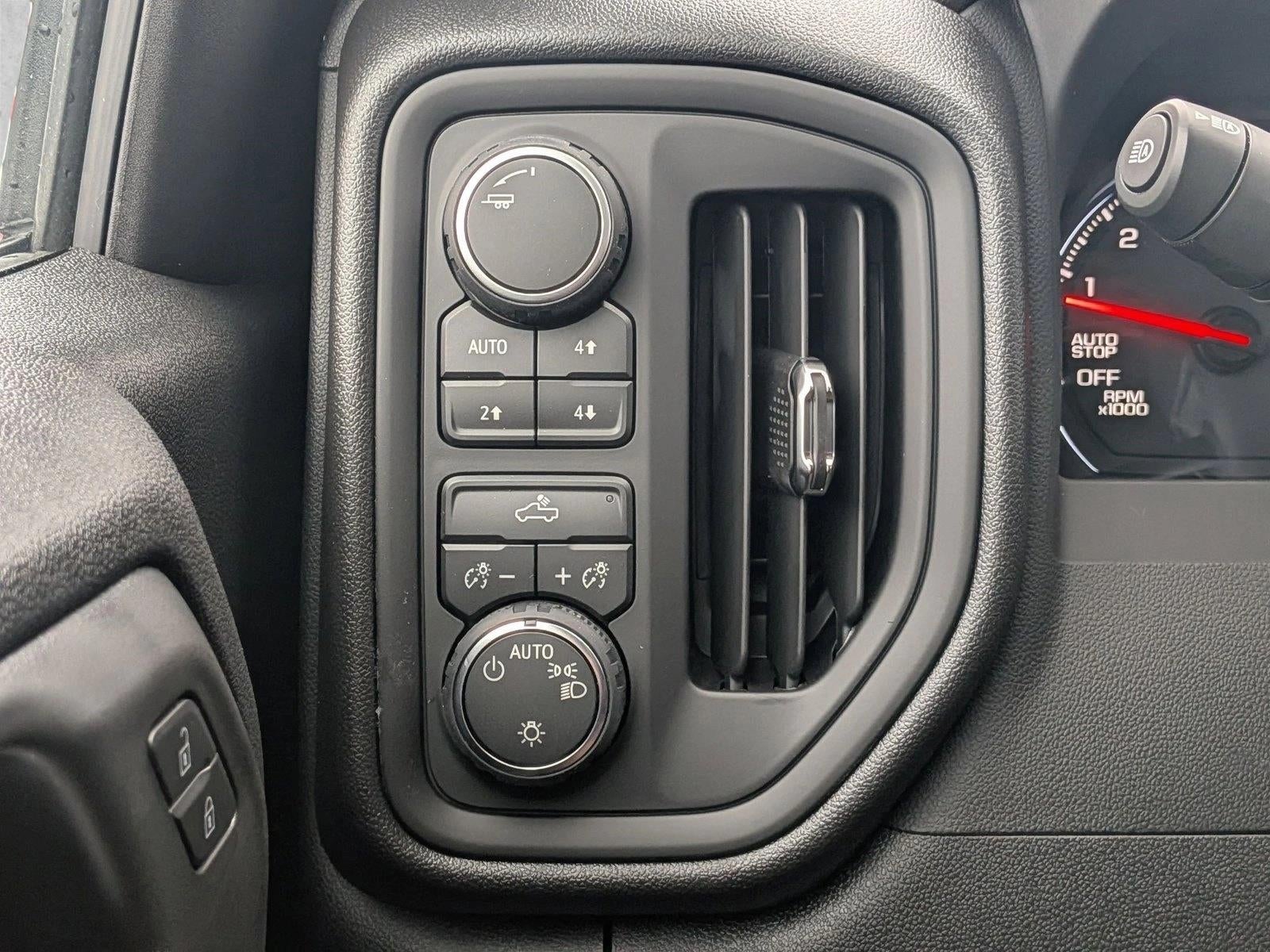 2026 Chevrolet Silverado 1500 Crew Cab Short Box 4-Wheel Drive Custom Trail Boss