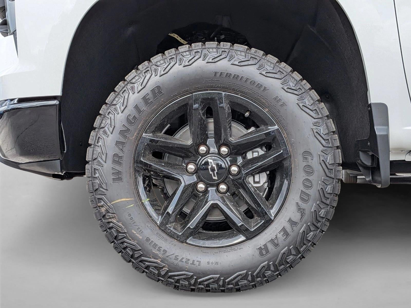 2026 Chevrolet Silverado 1500 Crew Cab Short Box 4-Wheel Drive Custom Trail Boss