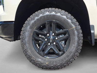 2026 Chevrolet Silverado 1500 Crew Cab Short Box 4-Wheel Drive Custom Trail Boss