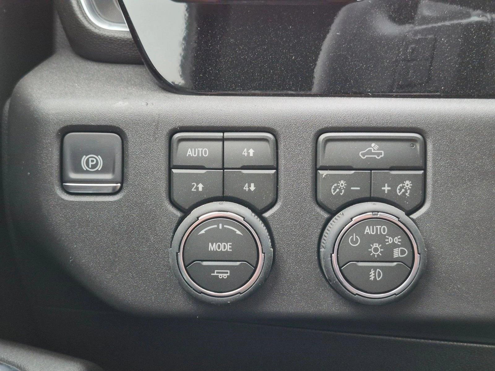 2026 Chevrolet Silverado 1500 Crew Cab Short Box 4-Wheel Drive LT Trail Boss