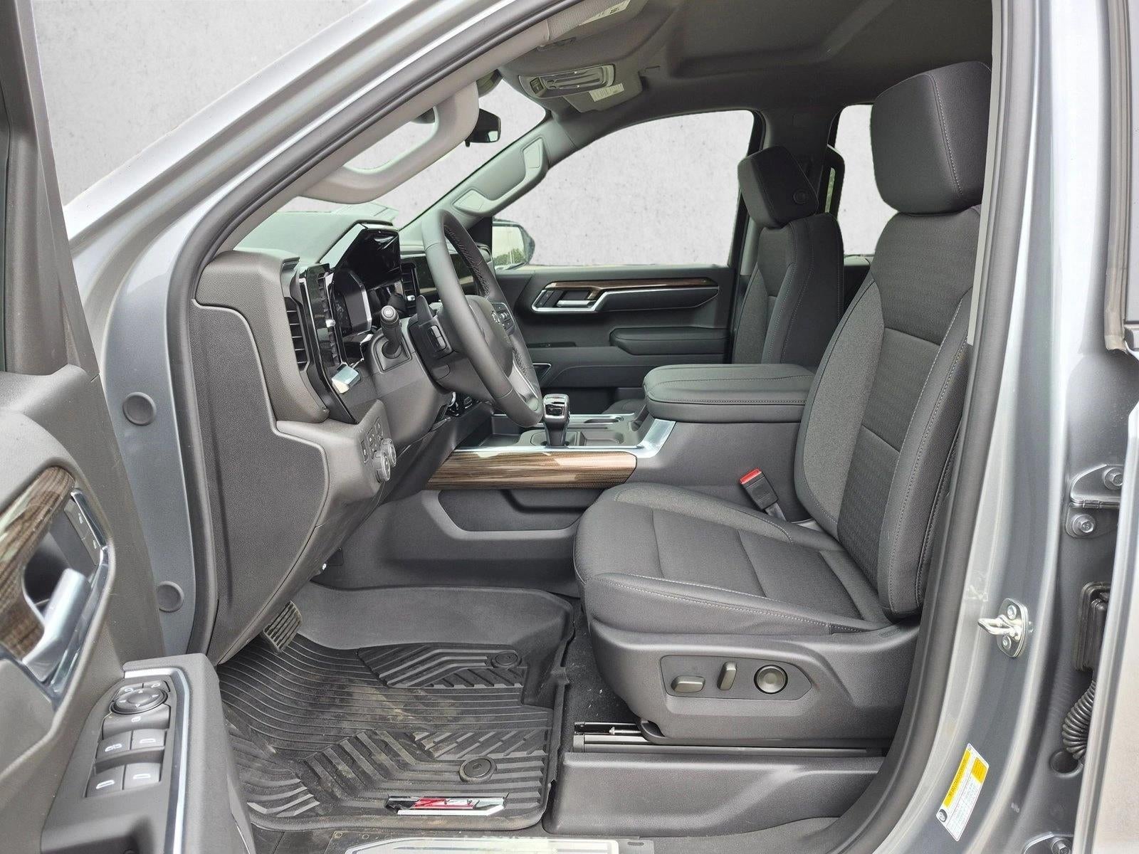 2026 Chevrolet Silverado 1500 Crew Cab Short Box 4-Wheel Drive LT Trail Boss