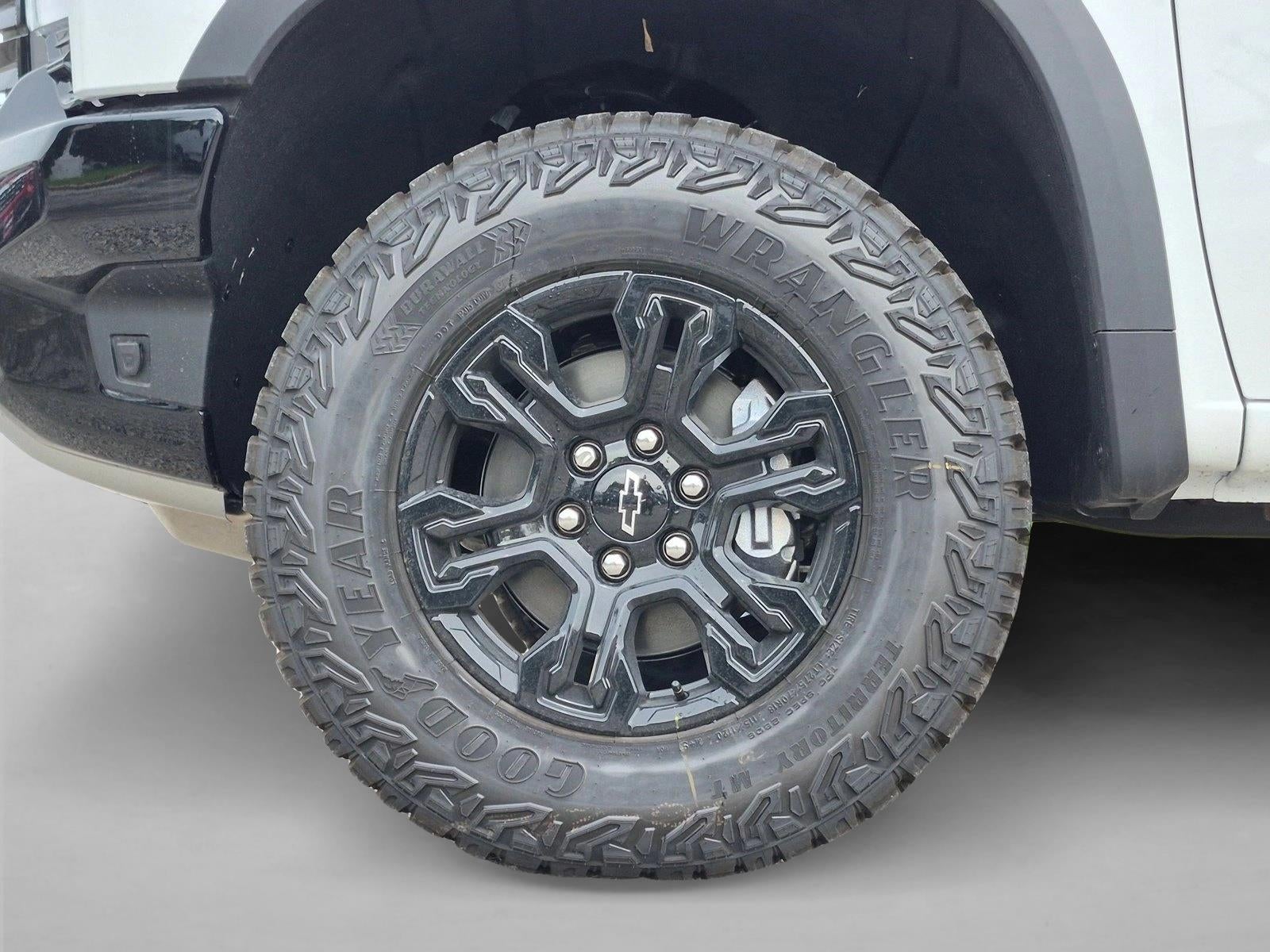 2026 Chevrolet Silverado 1500 Crew Cab Short Box 4-Wheel Drive ZR2