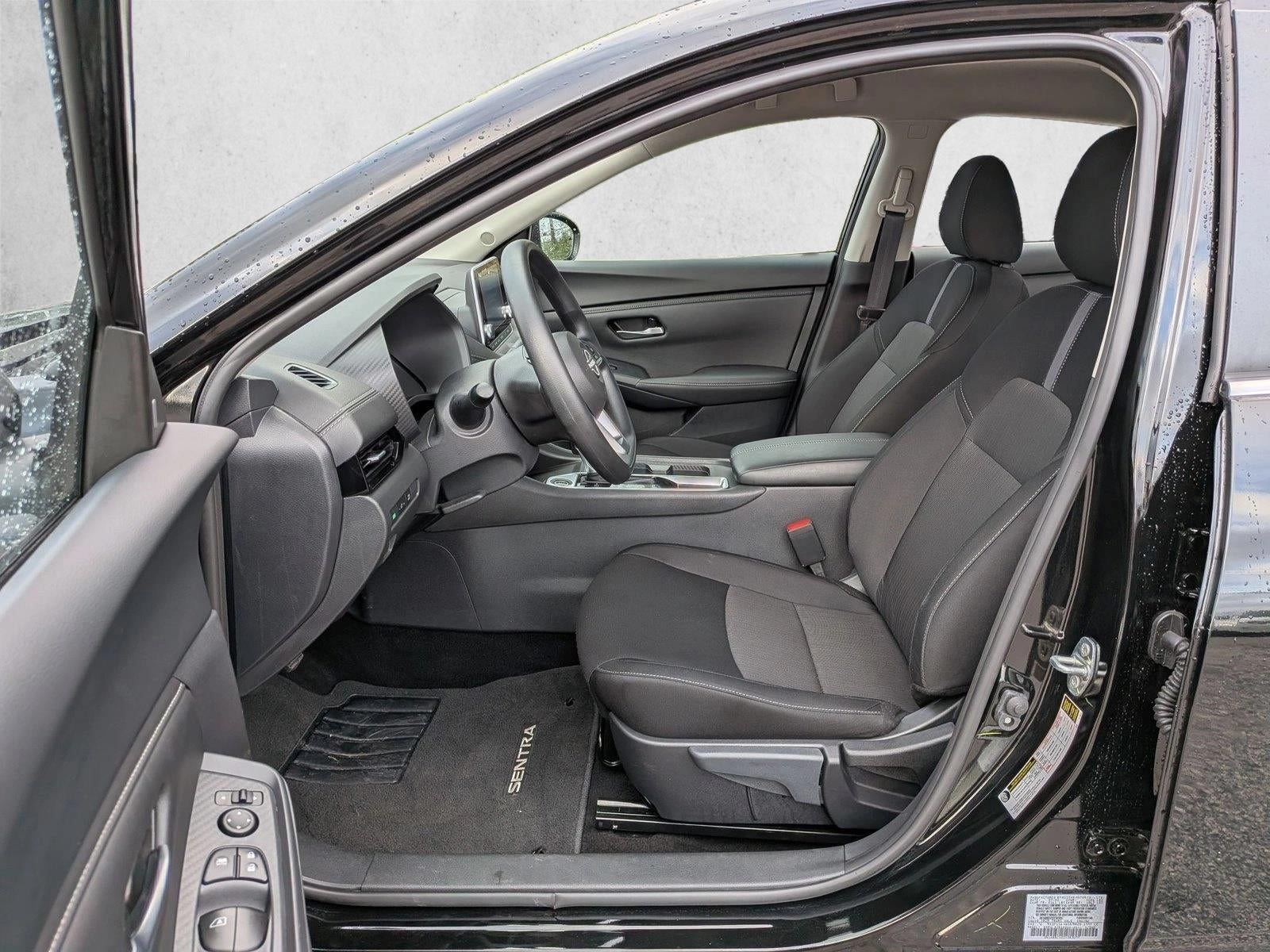 2025 Nissan Sentra SV CVT