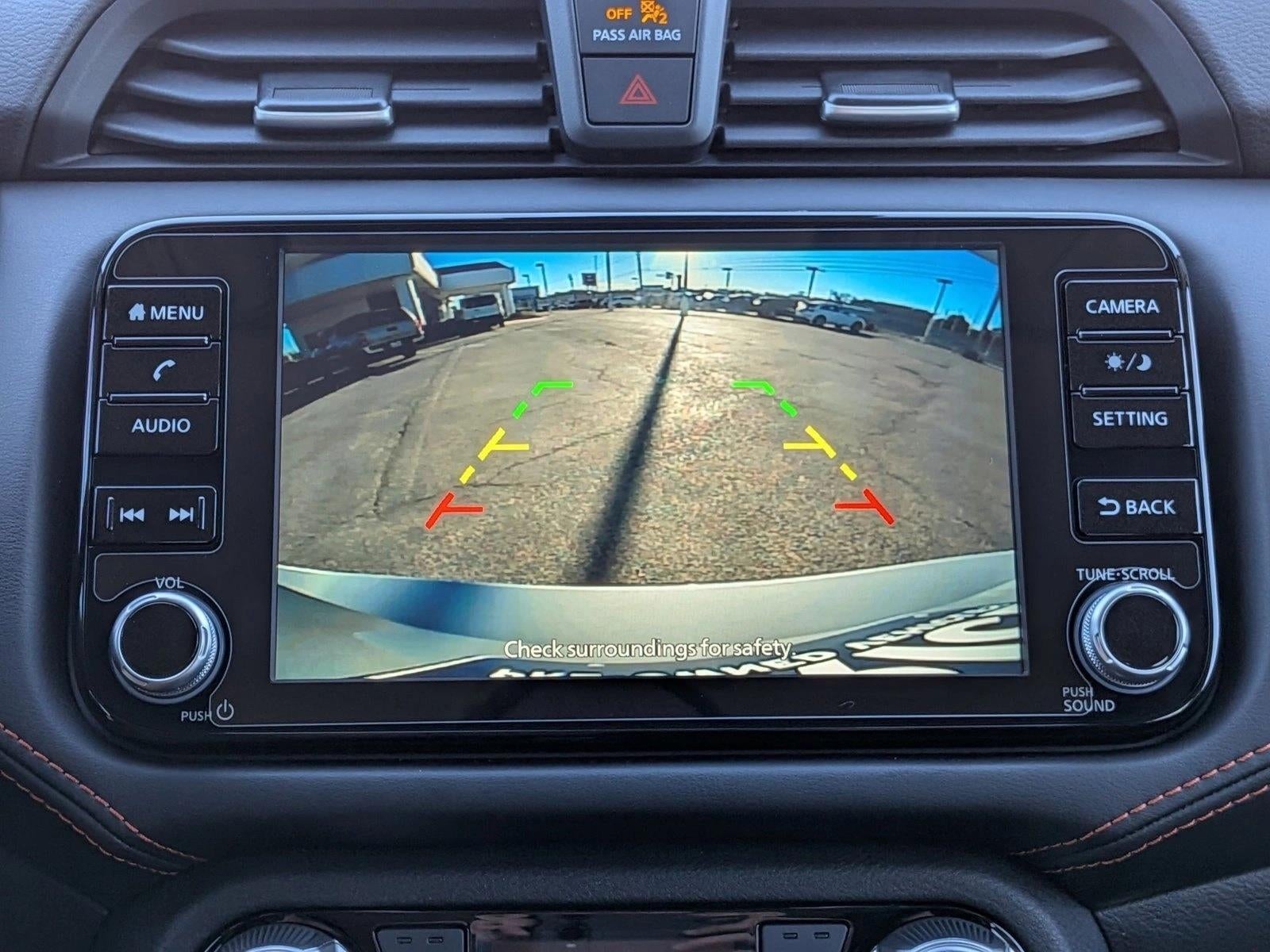 2025 Nissan Versa SR CVT