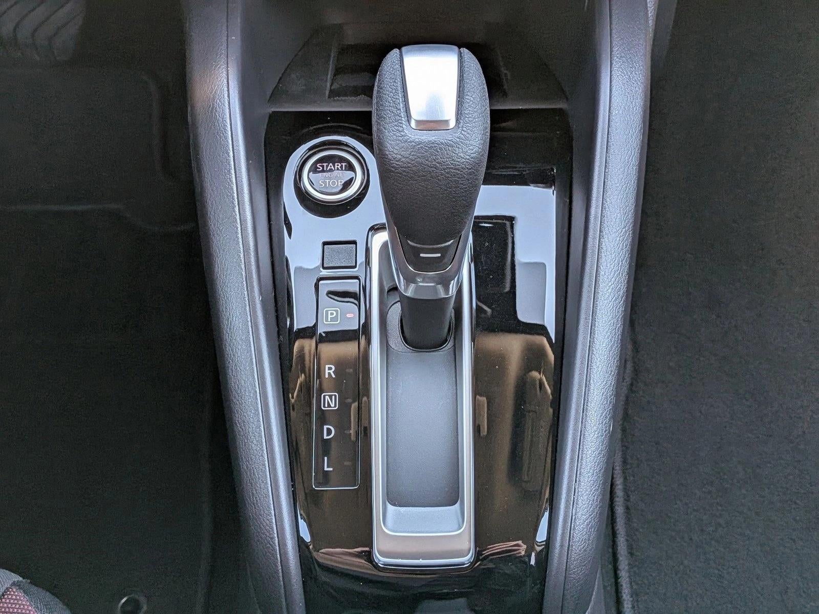 2025 Nissan Versa SR CVT