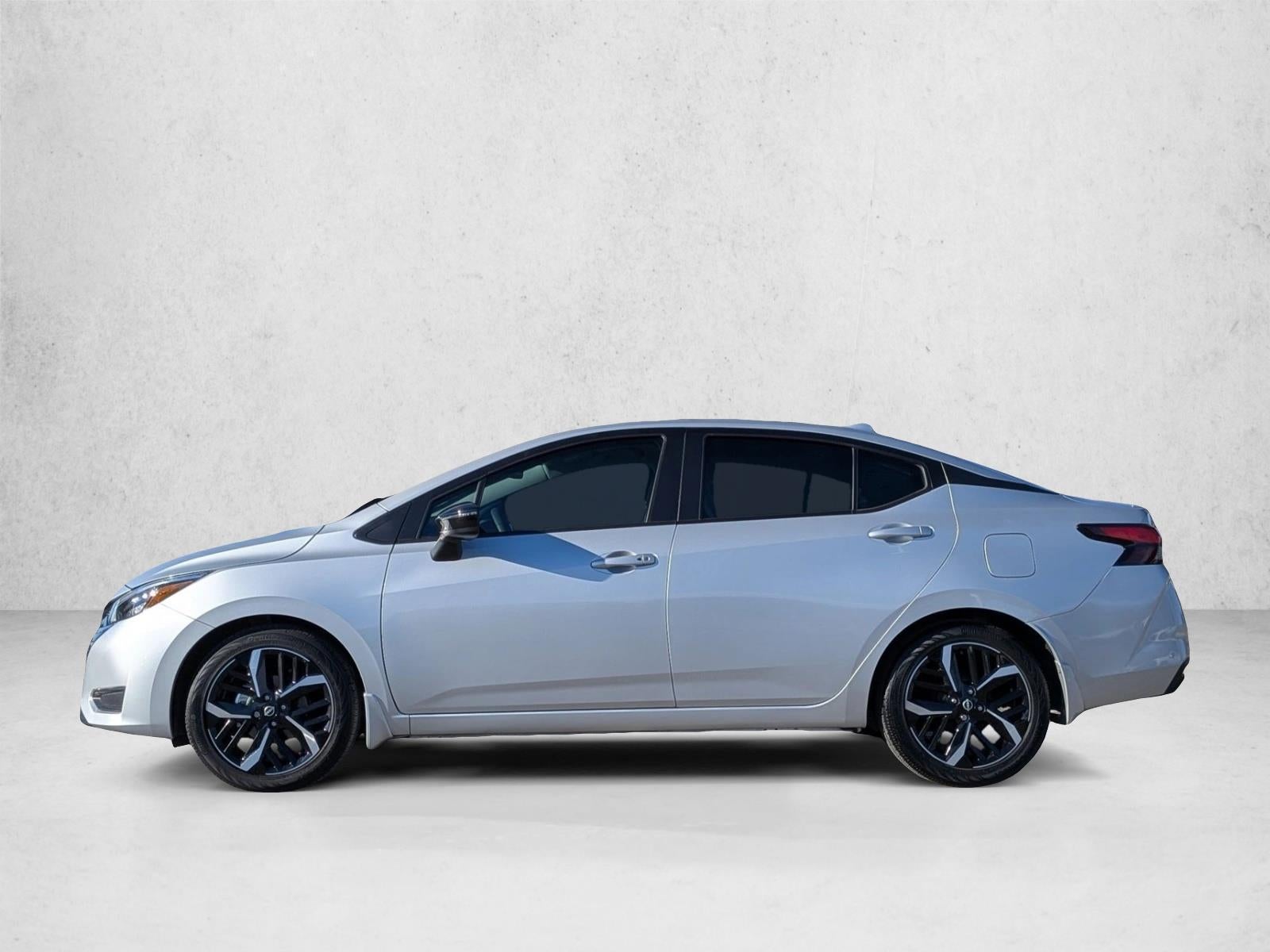 2025 Nissan Versa SR CVT