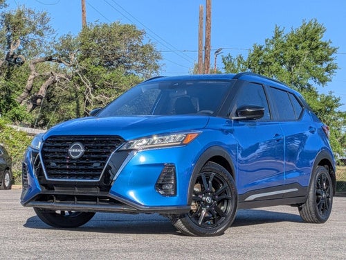 2023 Nissan Kicks SR FWD