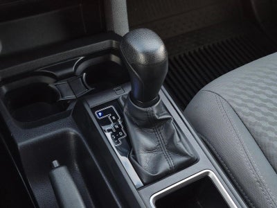 2022 Toyota Tacoma 2WD 2WD SR Double Cab 5' Bed I4 AT (GS)