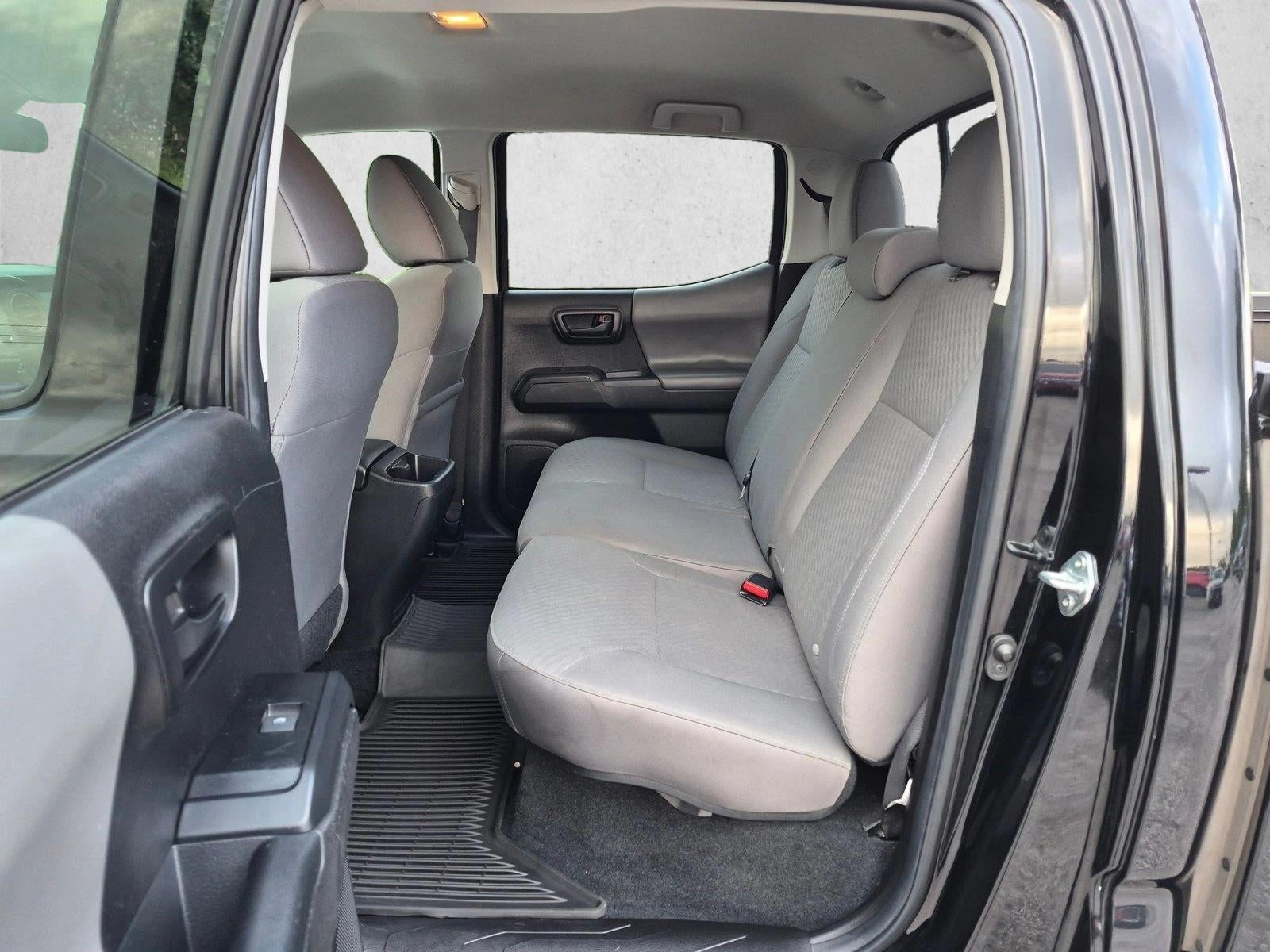2022 Toyota Tacoma 2WD 2WD SR Double Cab 5' Bed I4 AT (GS)