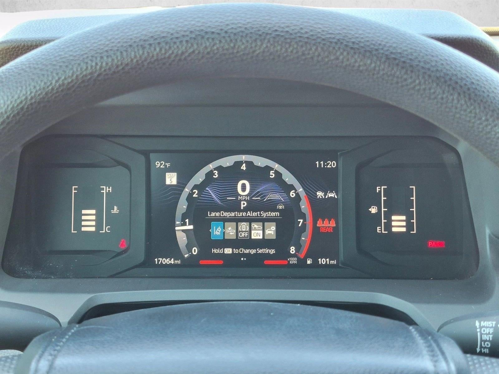 2024 Toyota Tacoma 2WD SR Double Cab 5' Bed AT (Natl)