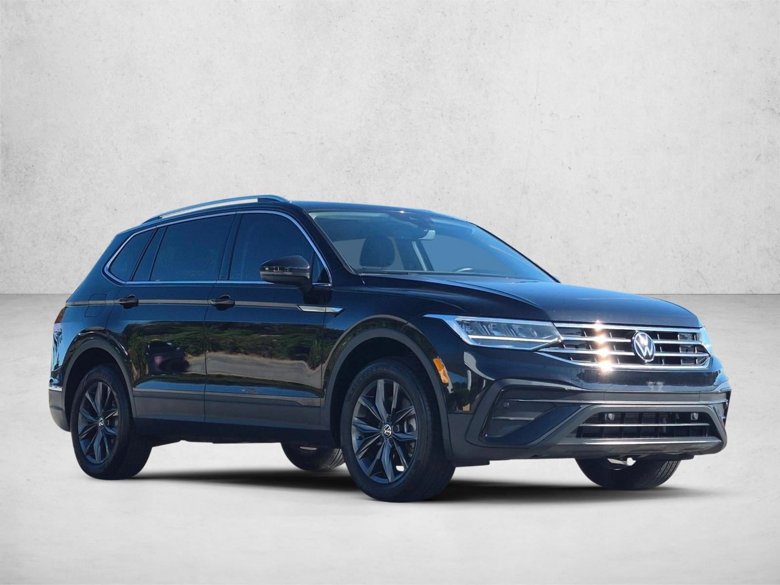 2024 Volkswagen Tiguan 2.0T SE FWD