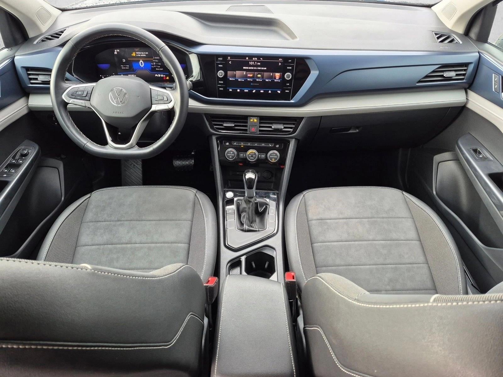 2024 Volkswagen Taos SE FWD