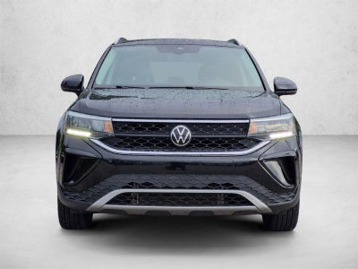 2024 Volkswagen Taos SE FWD