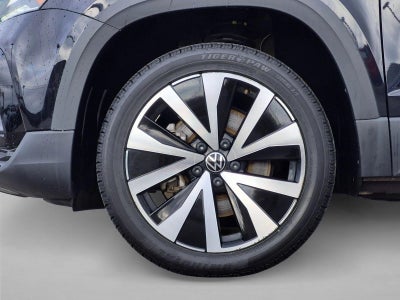 2024 Volkswagen Taos SE FWD