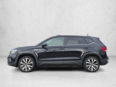 2024 Volkswagen Taos SE FWD