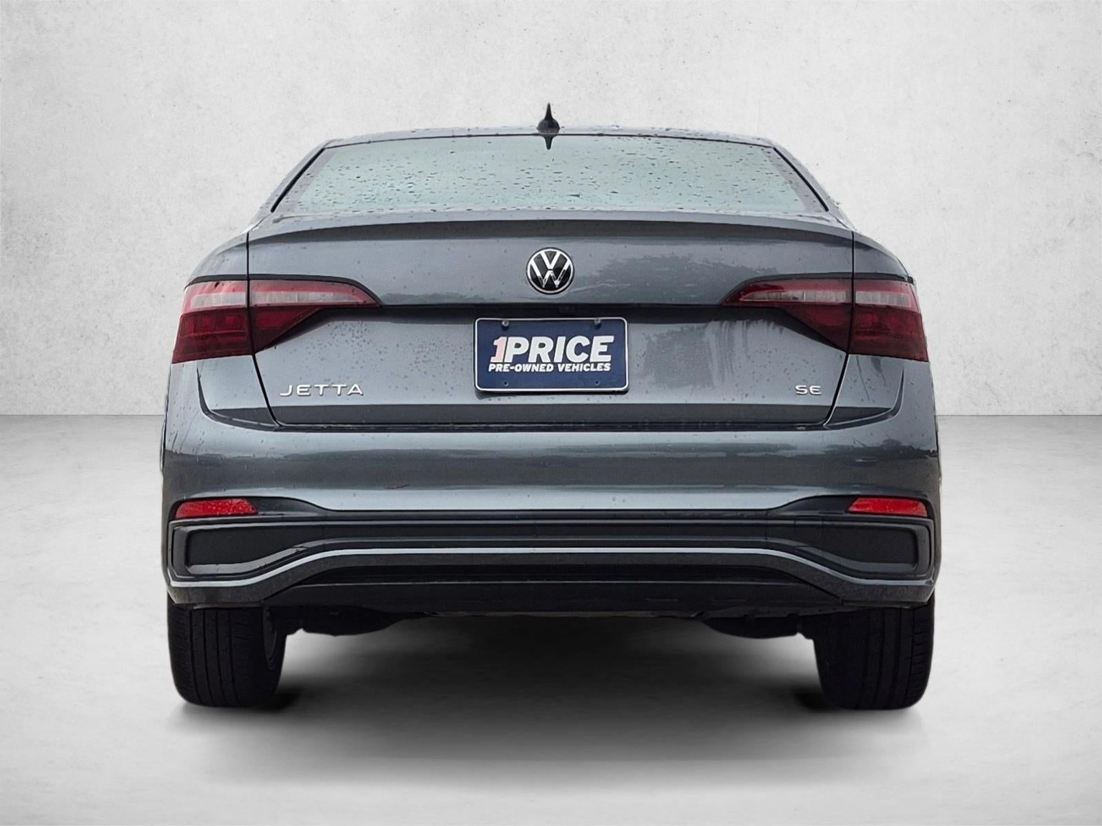 2024 Volkswagen Jetta SE Auto