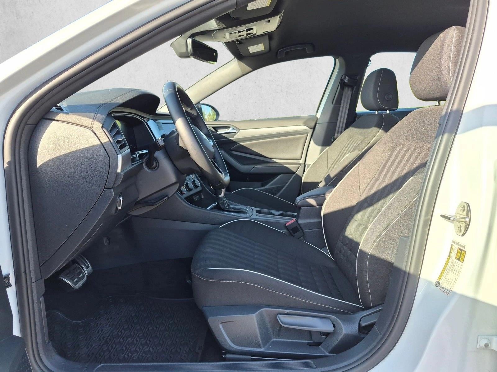 2024 Volkswagen Jetta Sport Auto