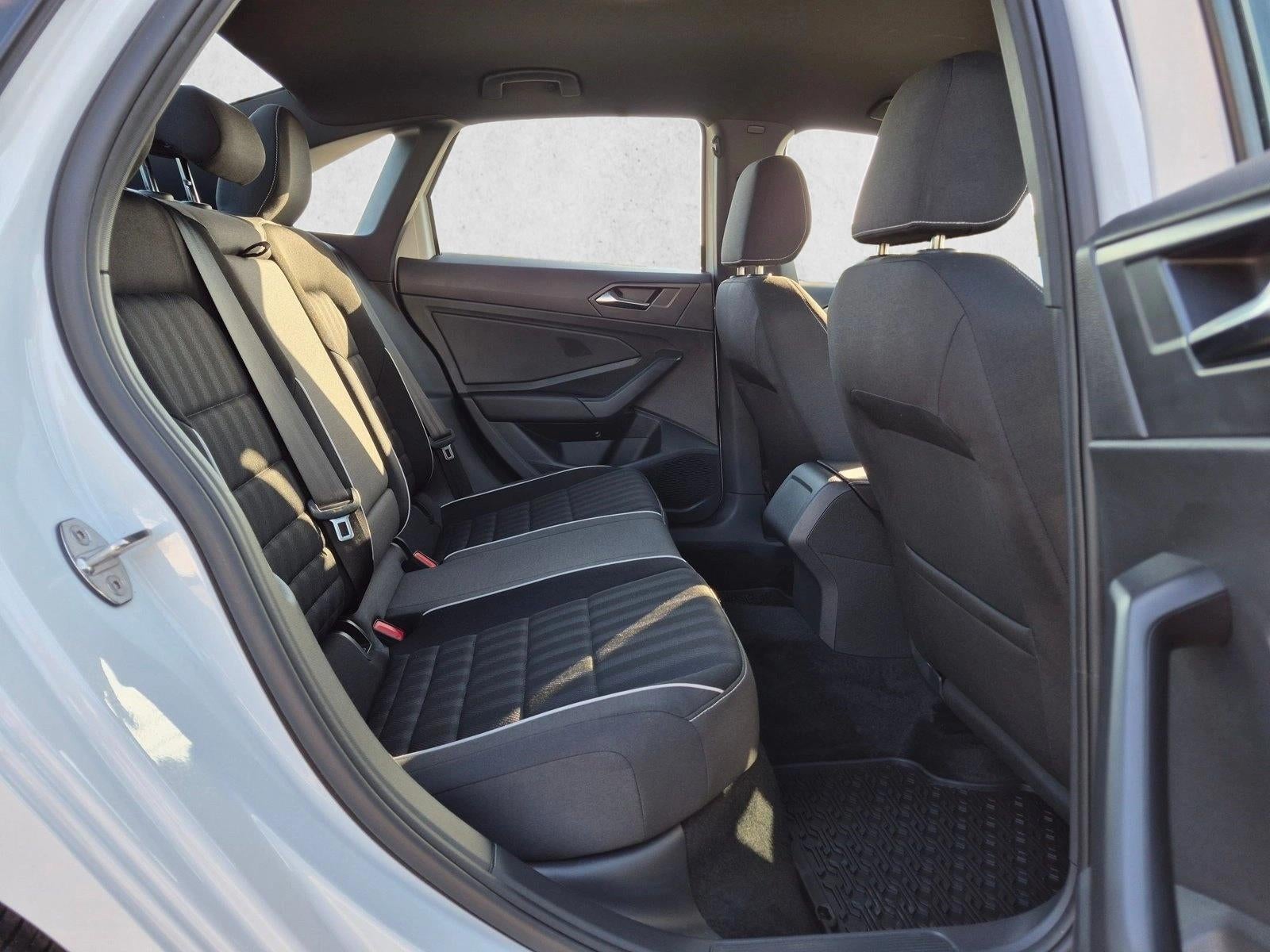 2024 Volkswagen Jetta Sport Auto