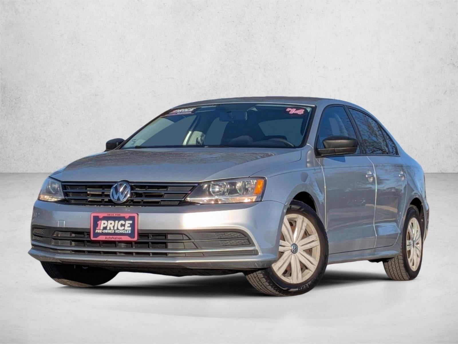 2015 Volkswagen Jetta 4dr DSG 2.0L TDI S Sedan