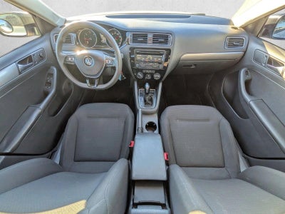 2015 Volkswagen Jetta 4dr DSG 2.0L TDI S Sedan
