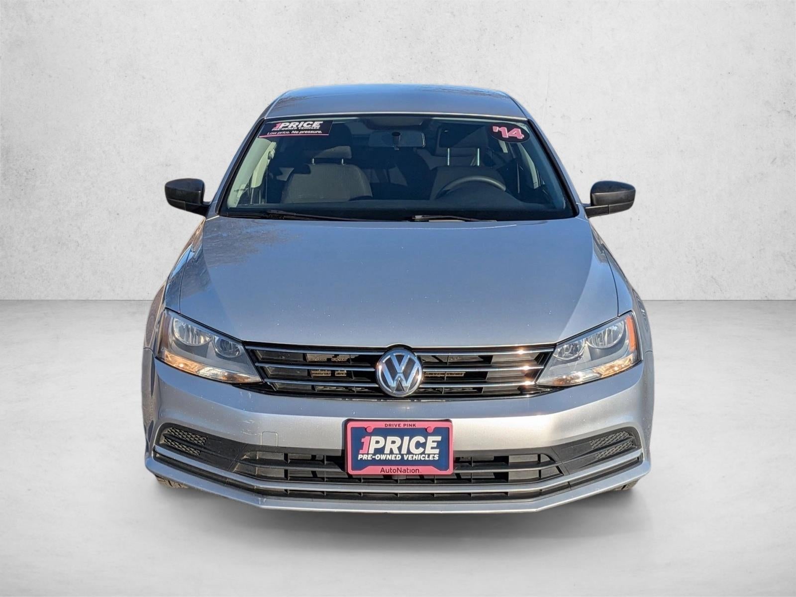 2015 Volkswagen Jetta 4dr DSG 2.0L TDI S Sedan