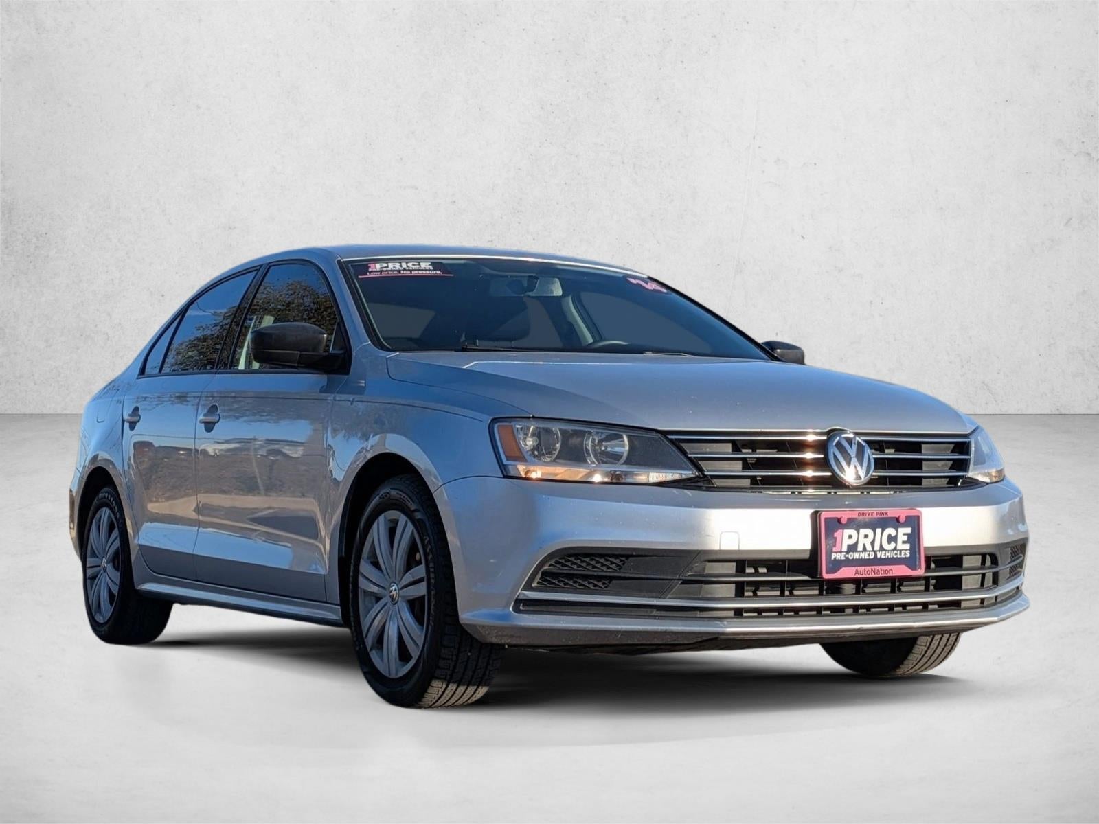 2015 Volkswagen Jetta 4dr DSG 2.0L TDI S Sedan