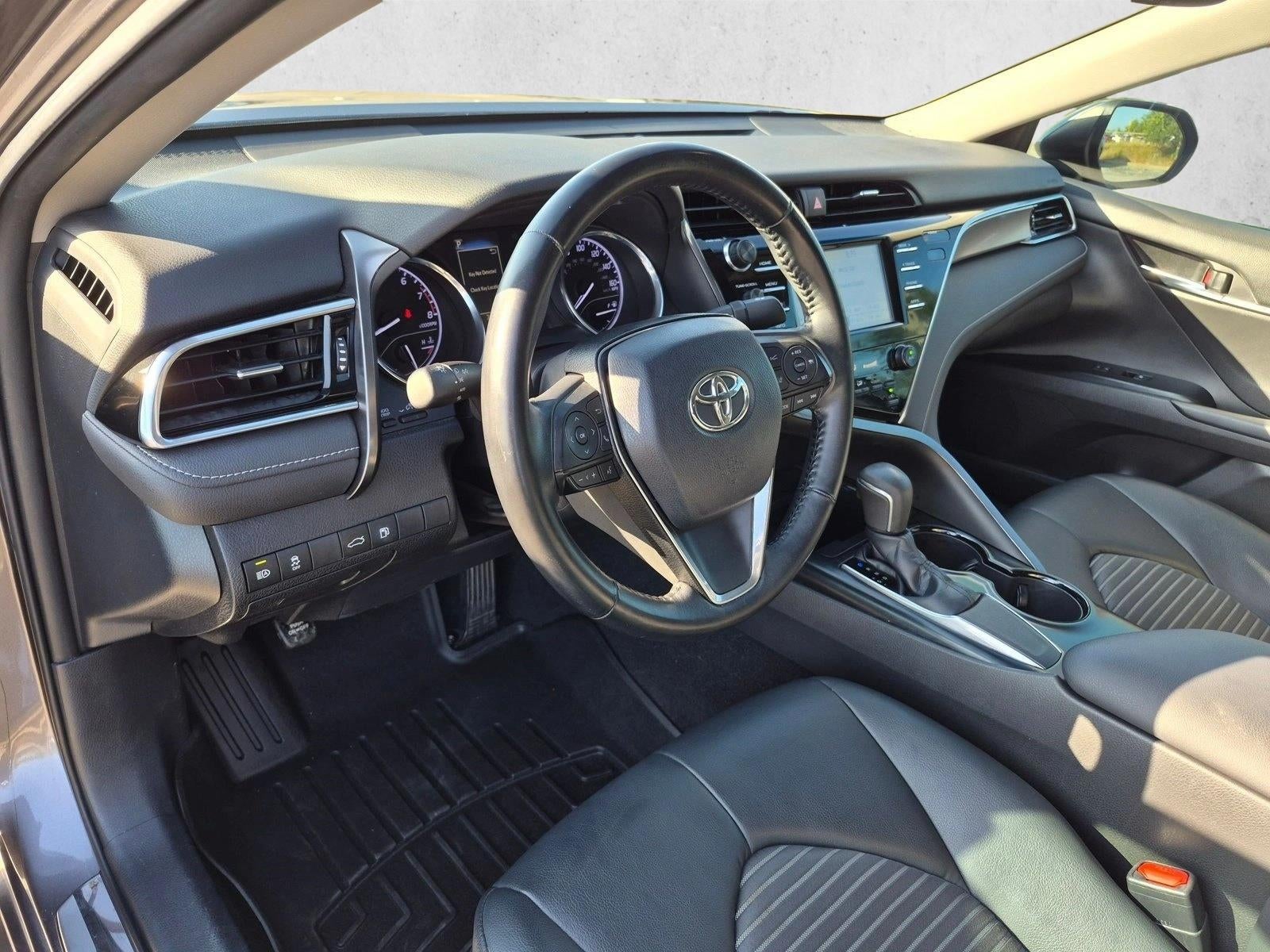 2018 Toyota Camry SE Auto (SE)