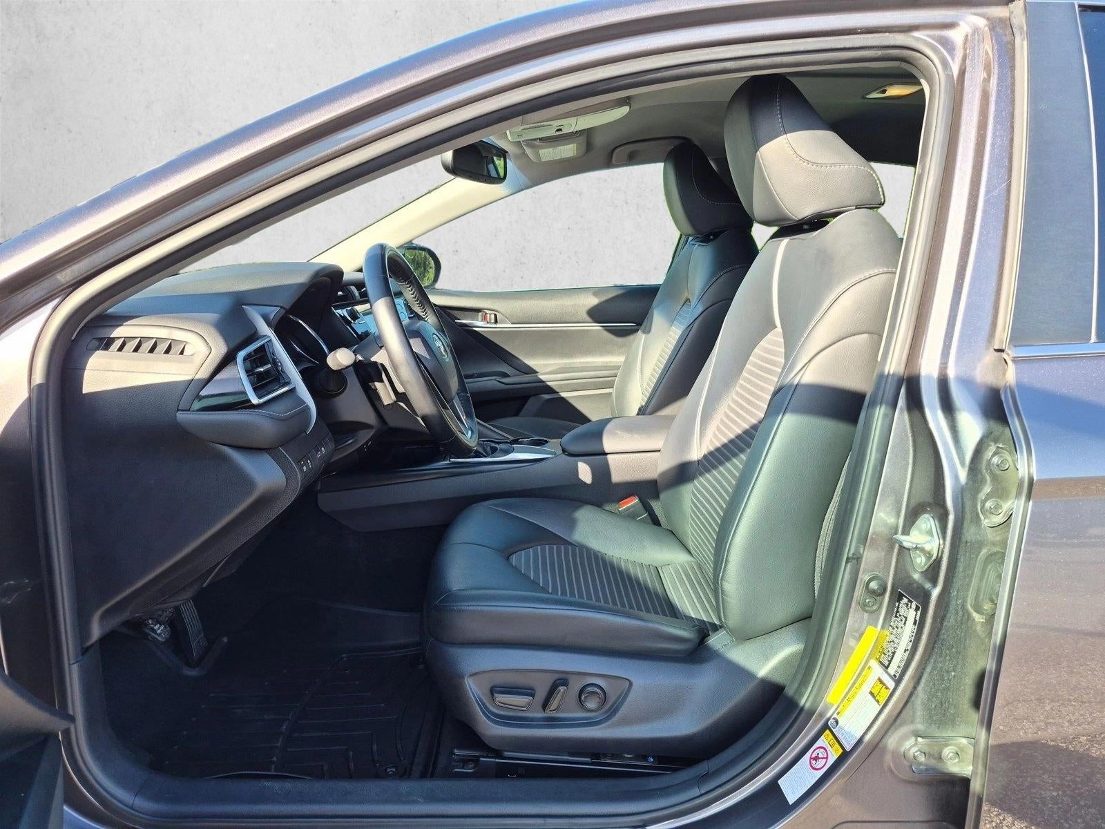 2018 Toyota Camry SE Auto (SE)