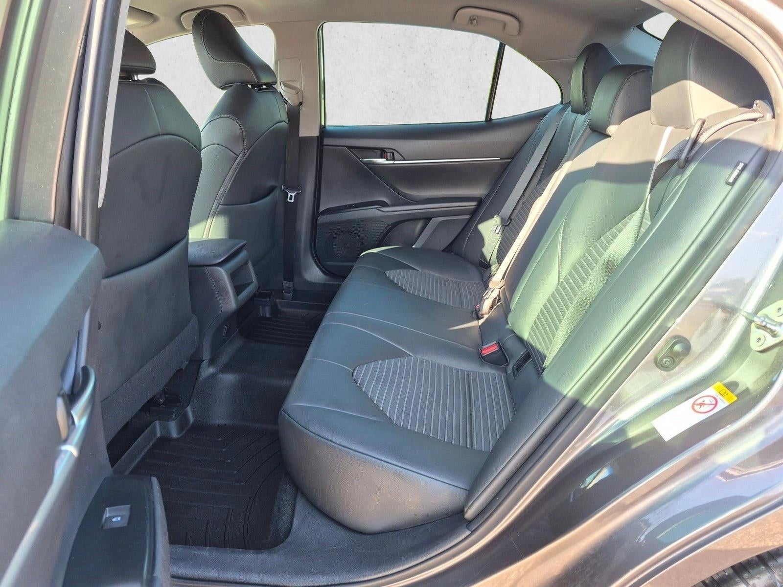 2018 Toyota Camry SE Auto (SE)