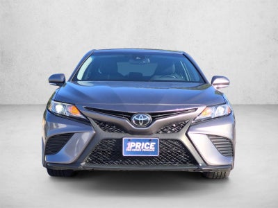 2018 Toyota Camry SE Auto (SE)