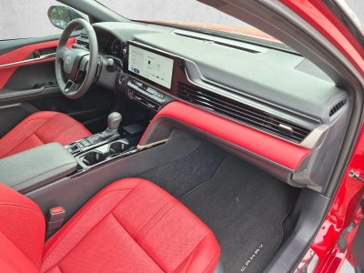 2025 Toyota Camry XSE (Natl)