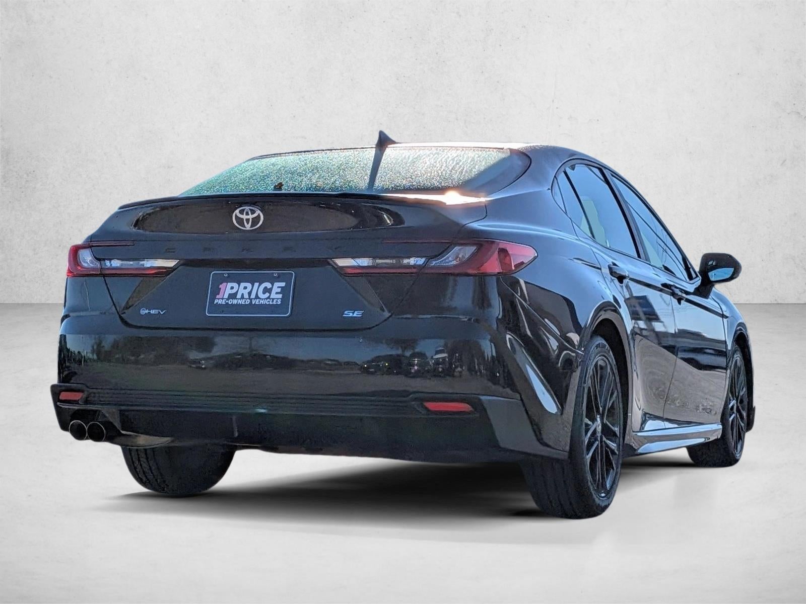 2025 Toyota Camry SE (SE)